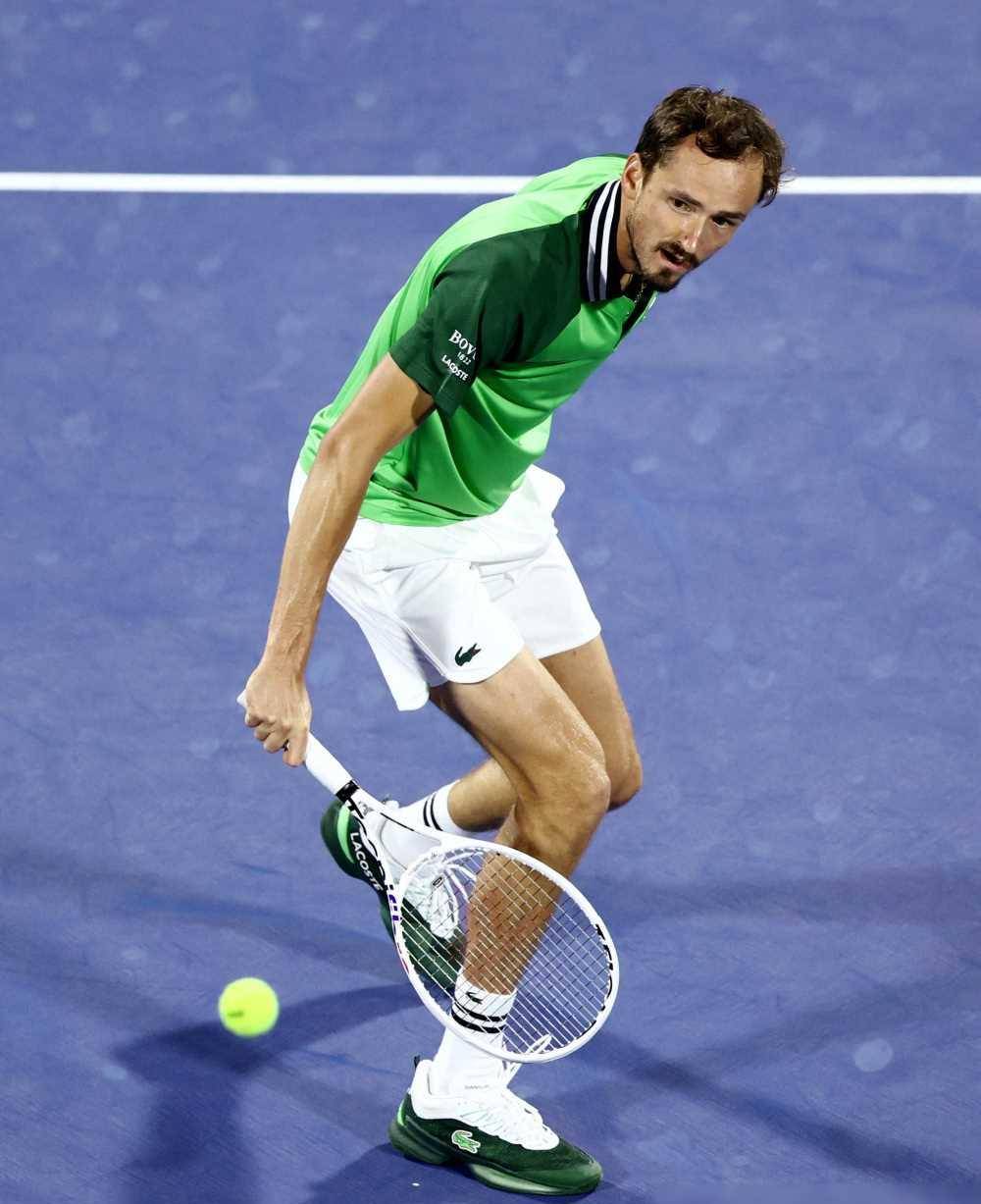 包含西班牙网球队翻盘澳大利亚网球队，梅德韦杰夫惊艳世界的词条