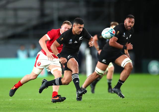 橄榄球官方发布赛后数据，表现引争议的简单介绍