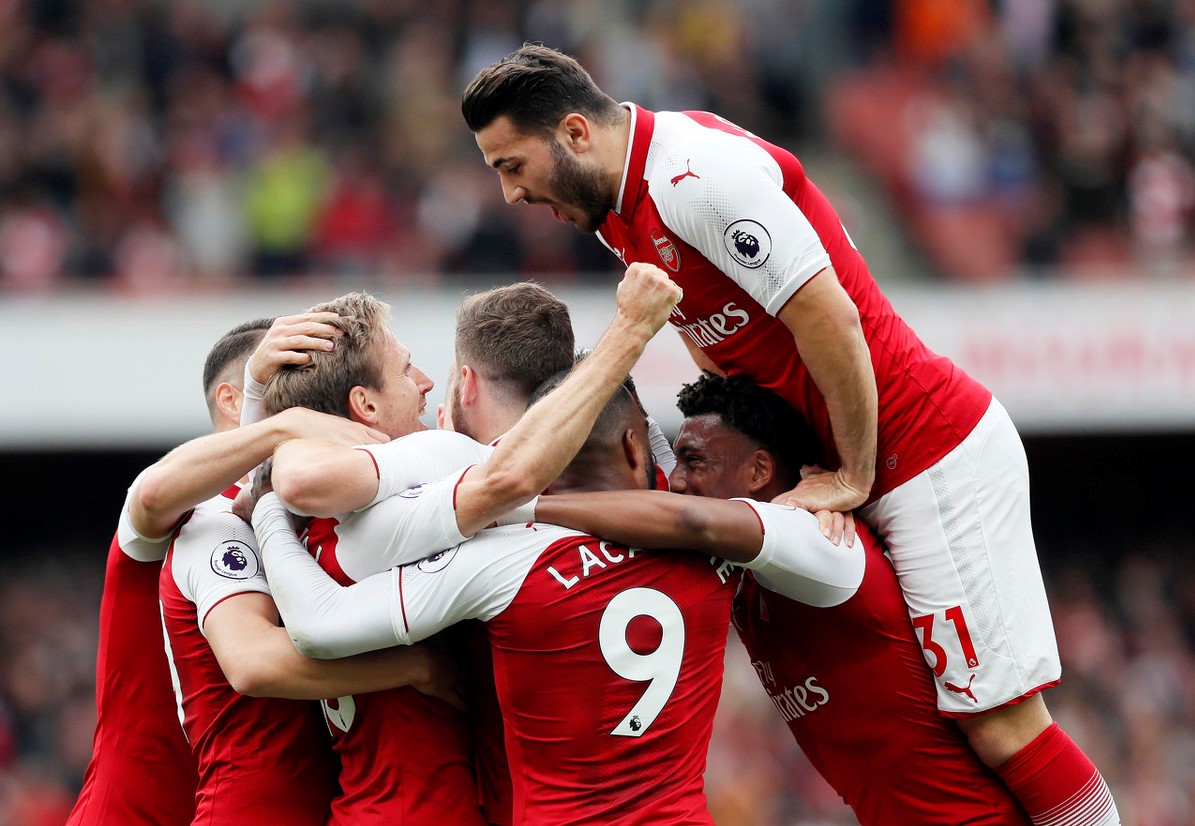 包含莱比锡红牛碾压多特蒙德，奥亚尔萨瓦尔高光表现的词条