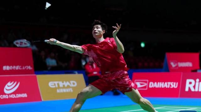 爱游戏在线-印尼队完胜丹麦队，石宇奇高光表现