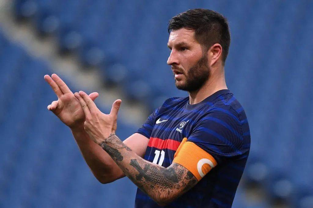 法国队逆转奥地利队，波尔关键制胜