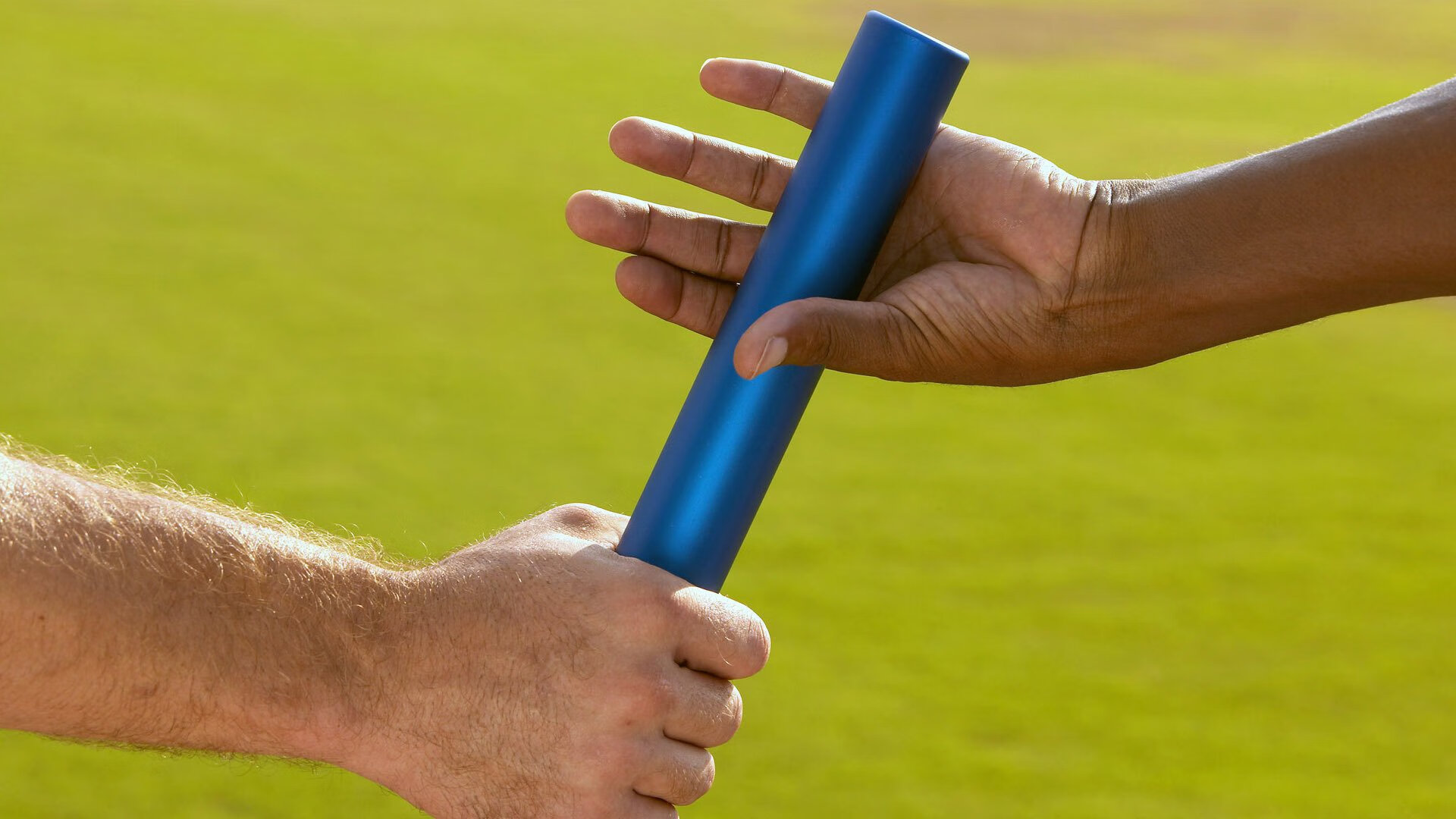 当赵继伟升起时，没有一支队伍能停留在黎明—太阳完胜青岛队启示录