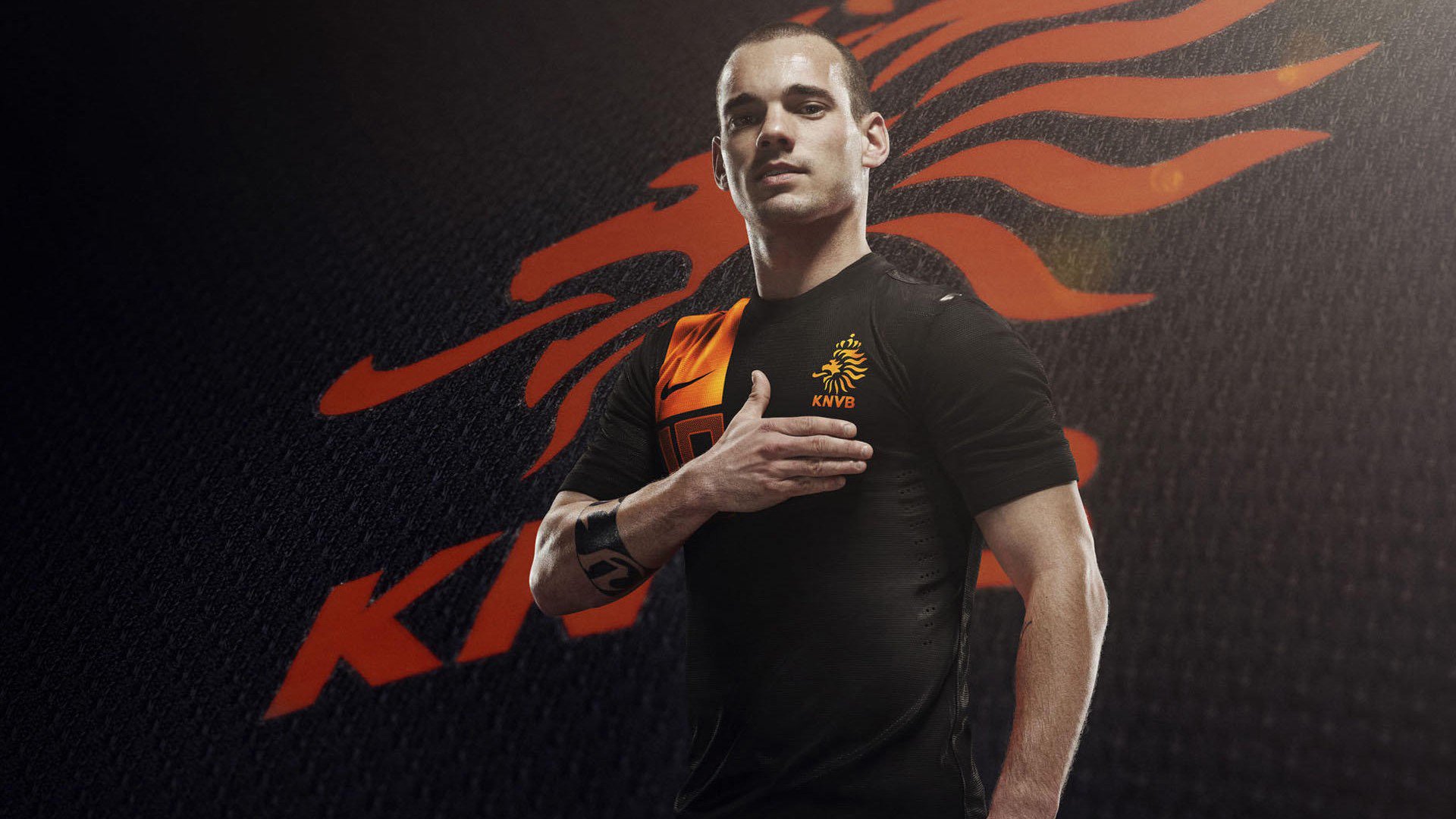 桑巴独舞与钟表协奏,足球艺术与工业的双重奏